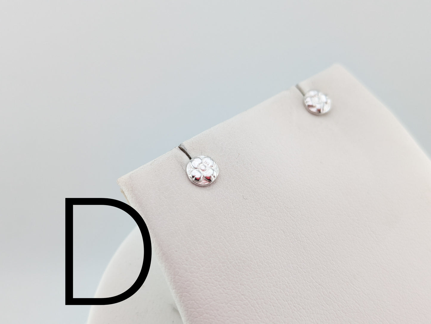 Dainty Flower Studs