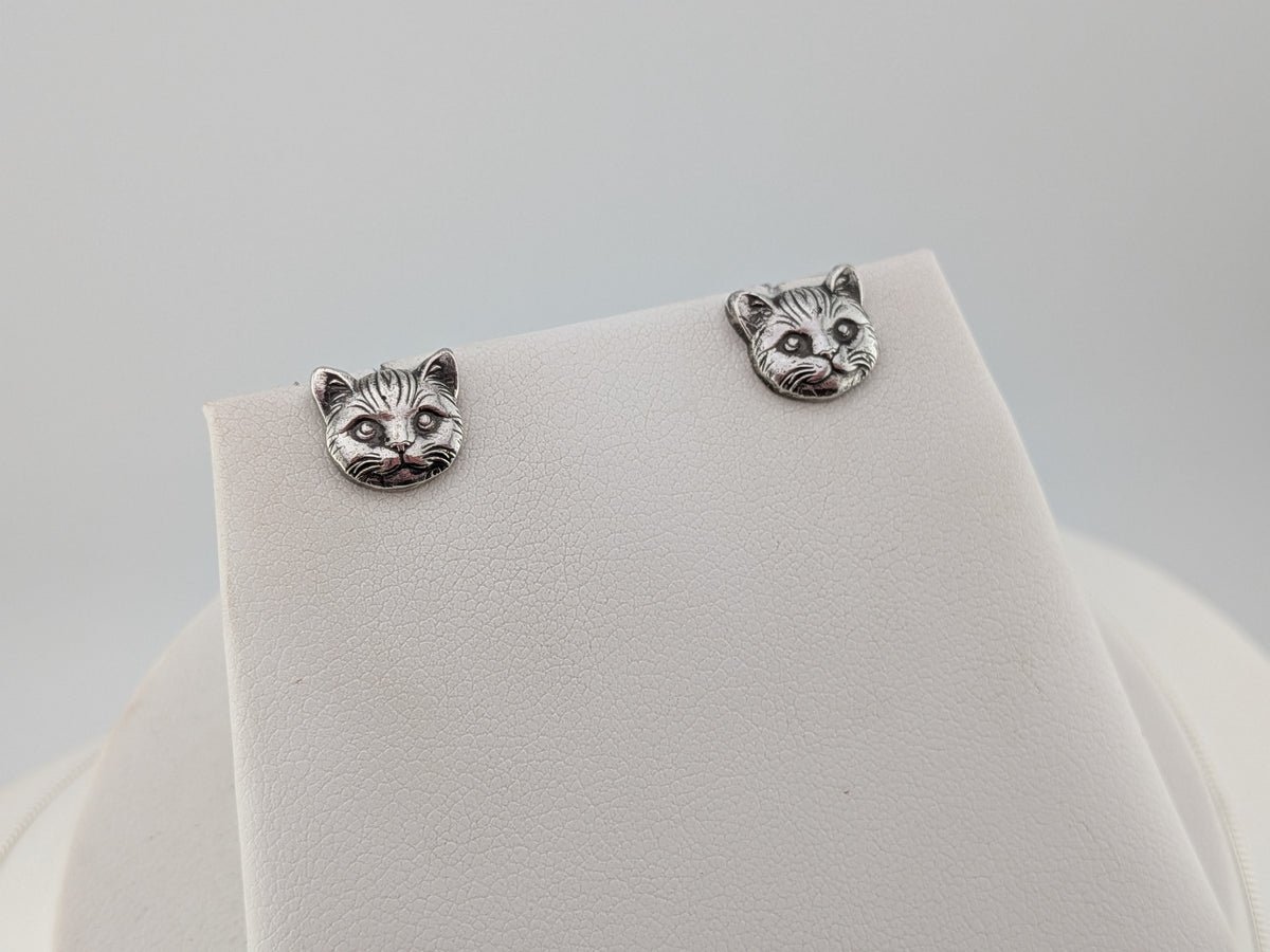 3D Cute Cat Studs