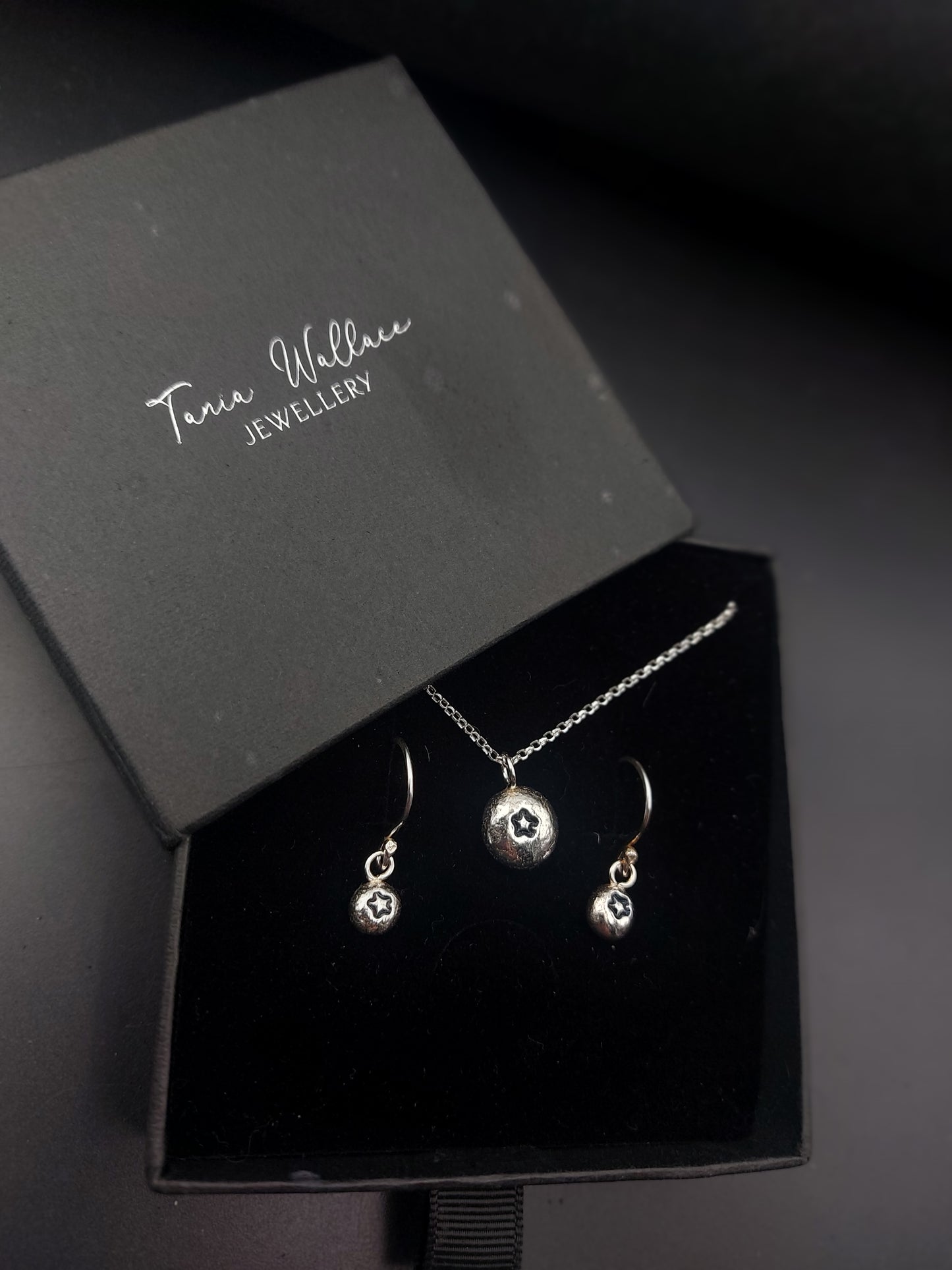 Molten Silver Star Set