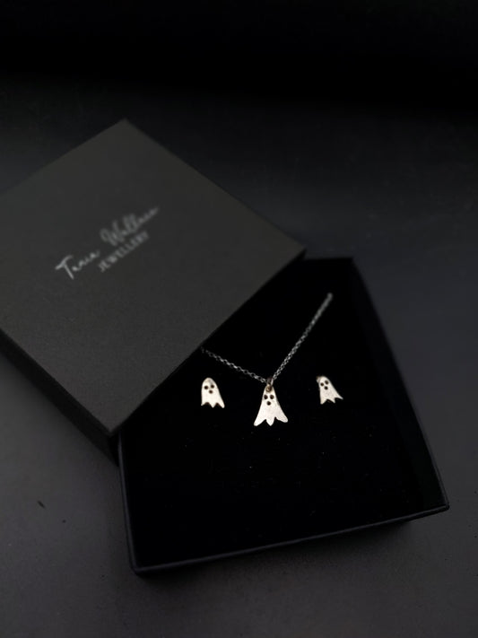 Ghost Set