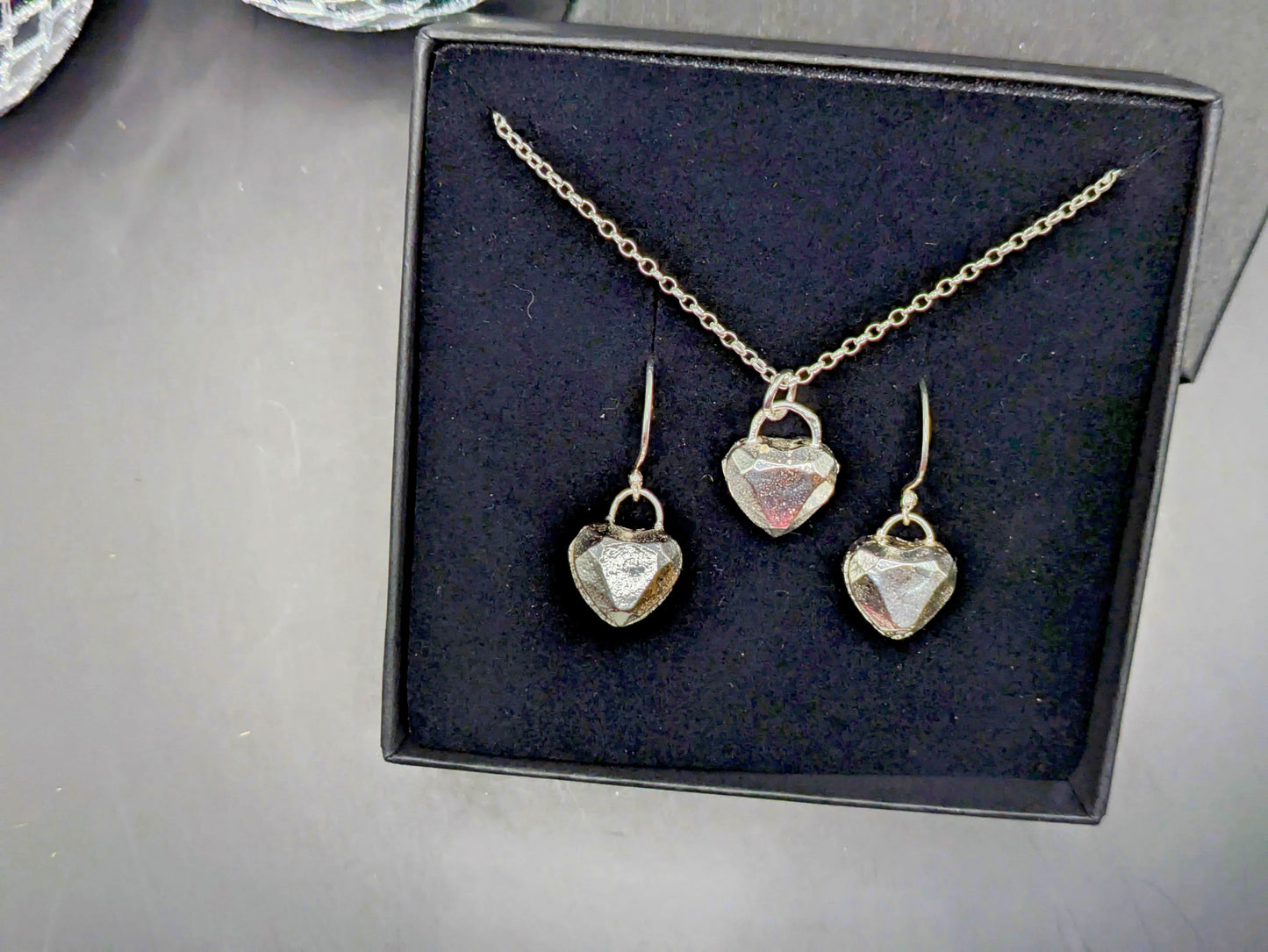 Faceted Heart Set