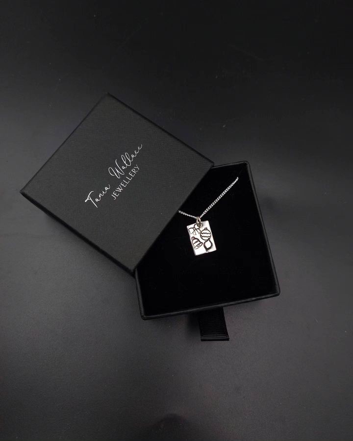 Assorted Festive Design Pendant