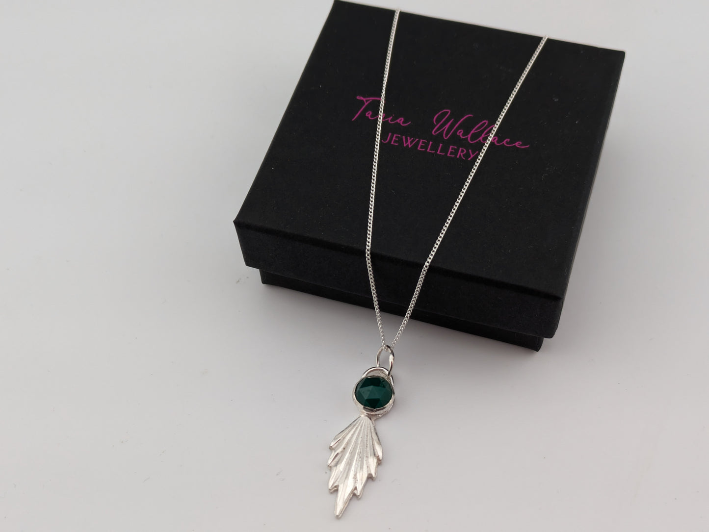 3D Fan and Green Agate Pendant