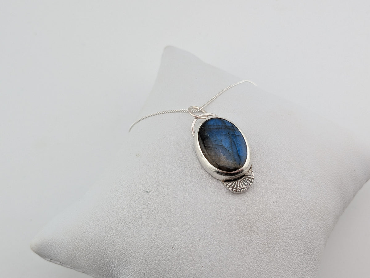Labradorite Pendant