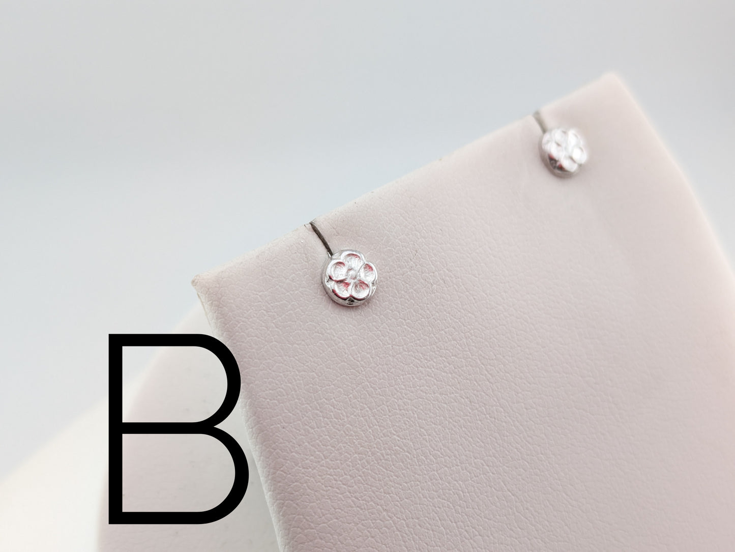Dainty Flower Studs