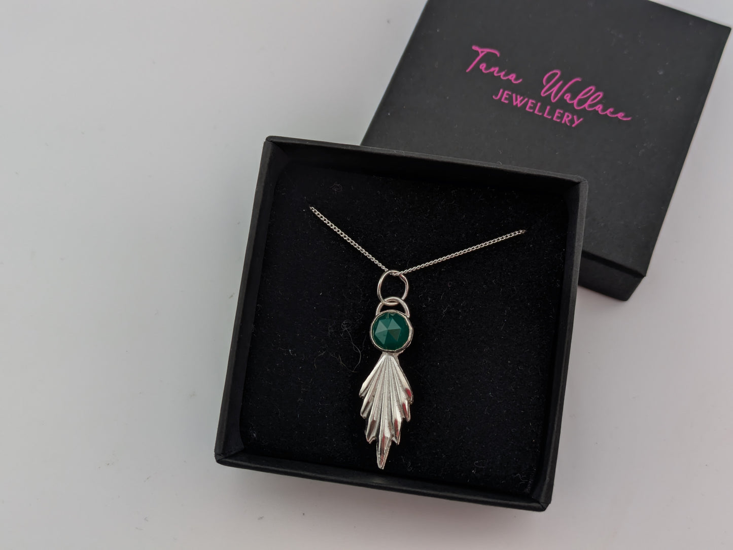3D Fan and Green Agate Pendant