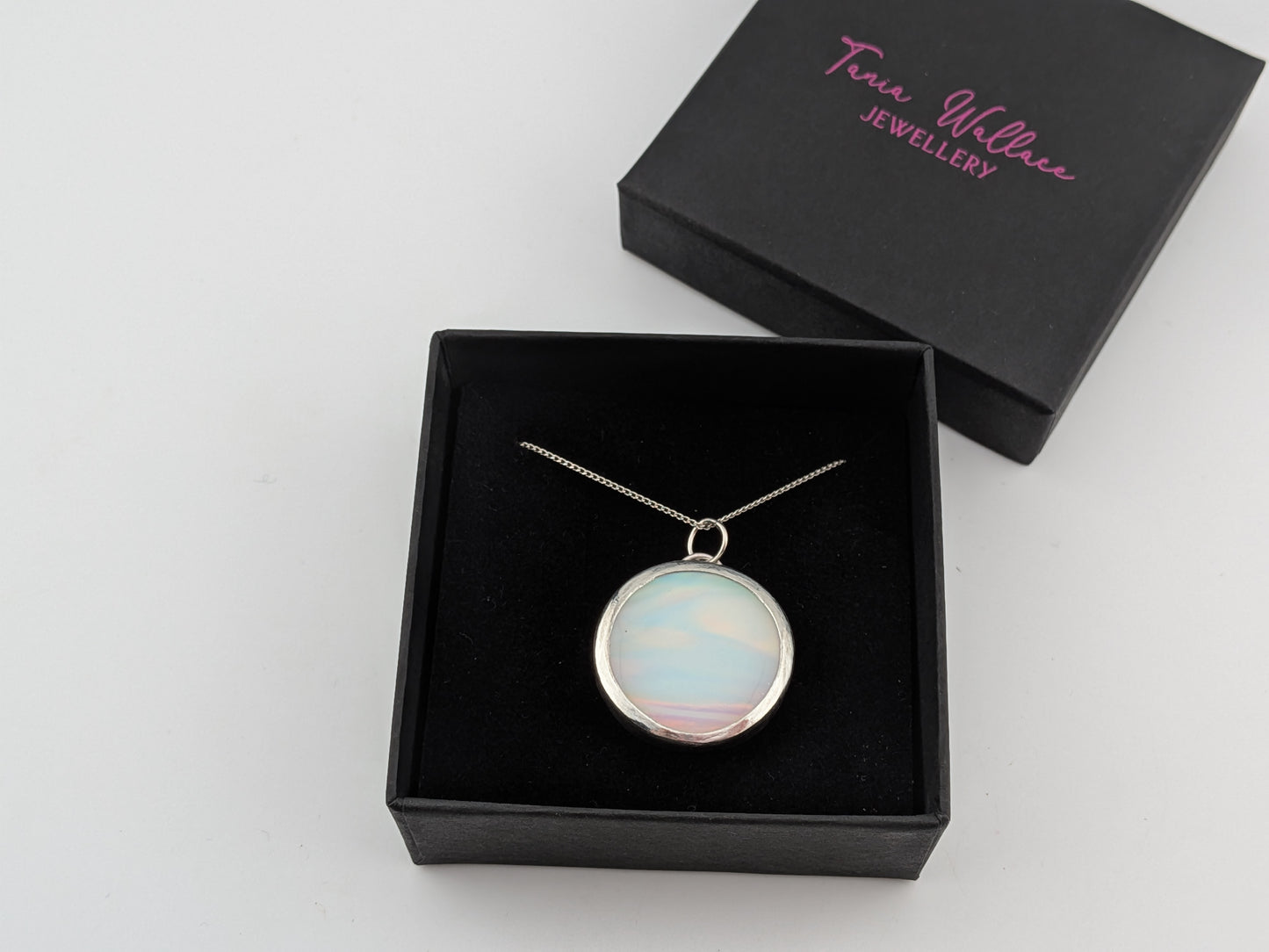 Aurora Opal Disc Pendat