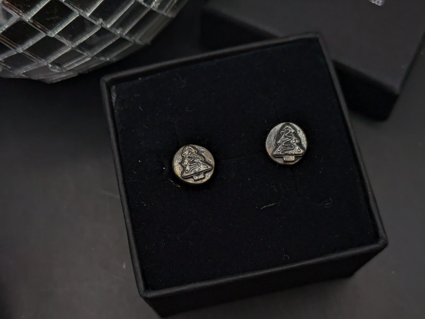 Darkened Christmas Cookie Studs