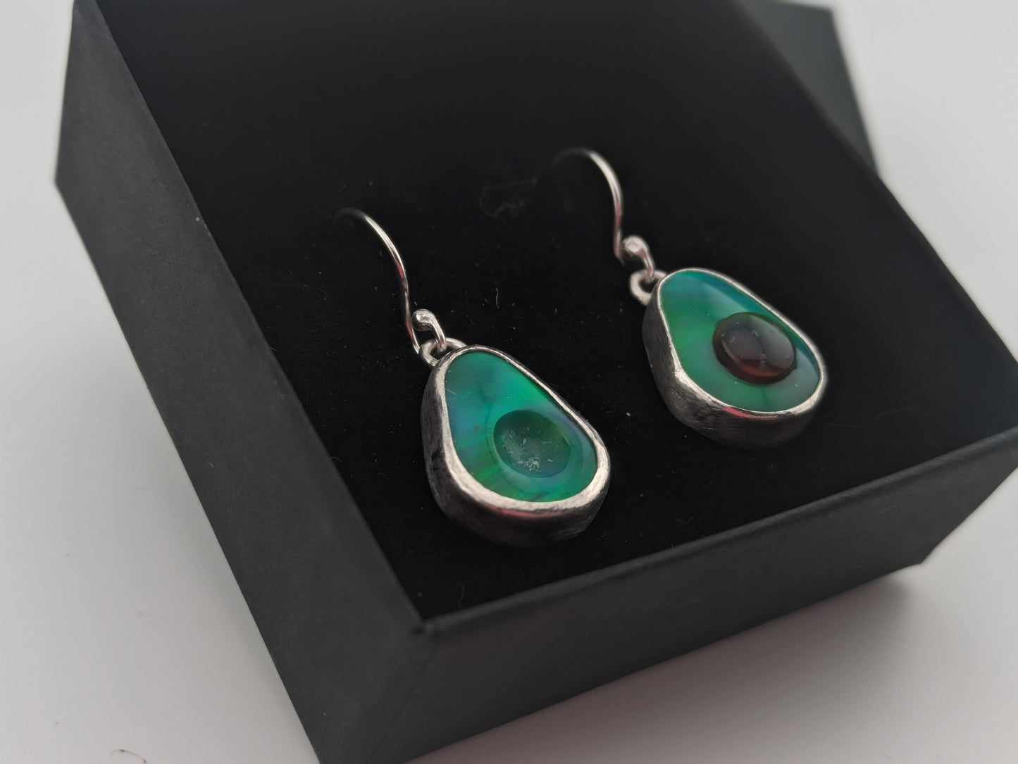 Lets Avo-Cuddle Aurora Opal Drops