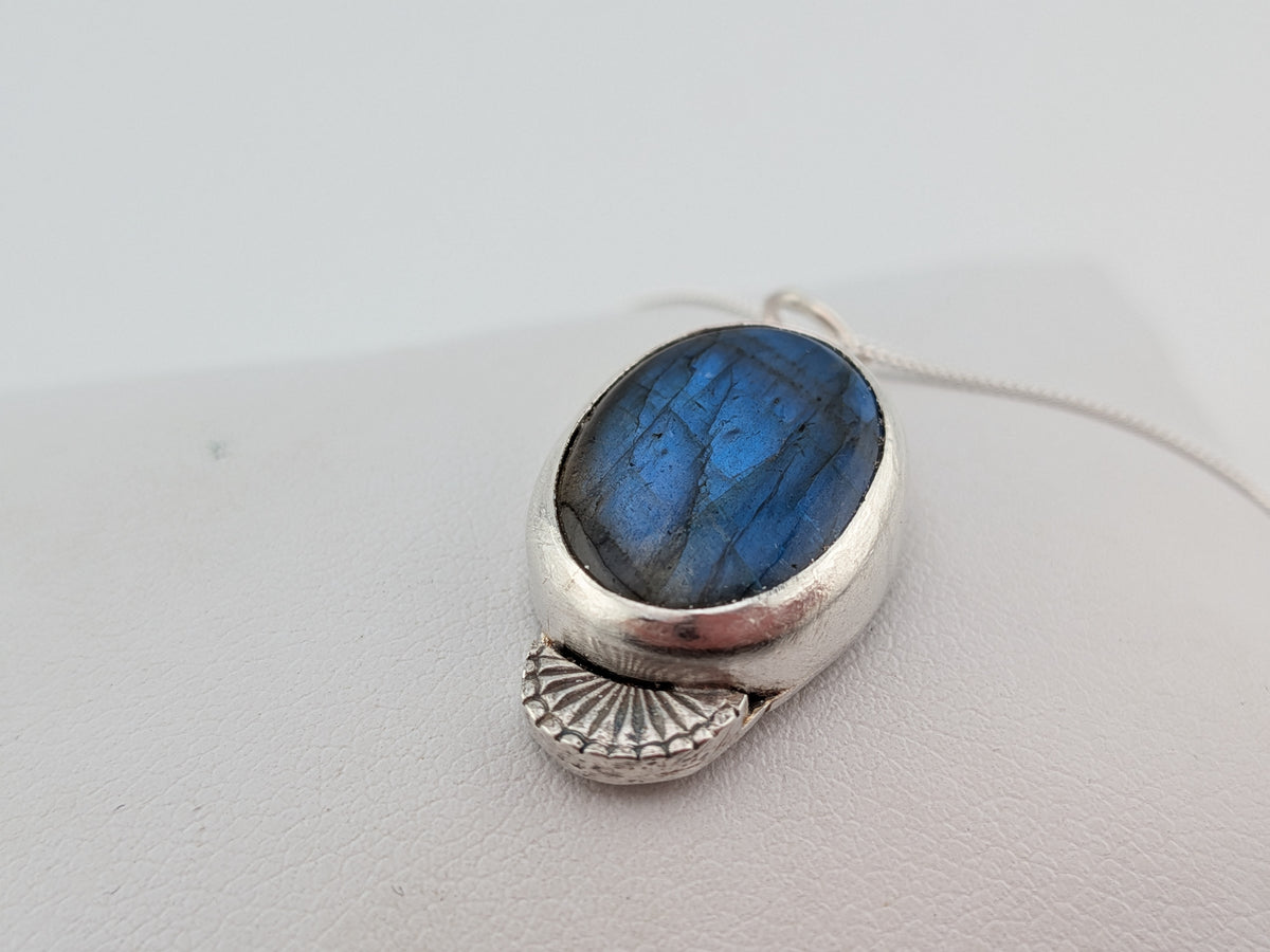Labradorite Pendant
