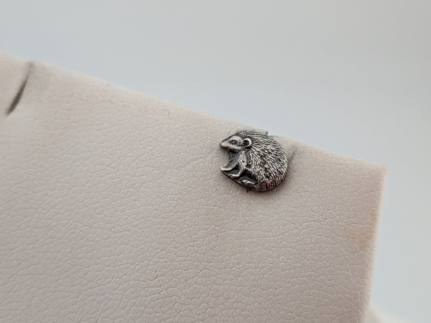 Single Hedgehog Stud