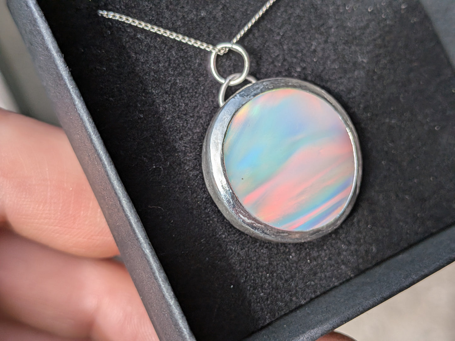 Aurora Opal Disc Pendat