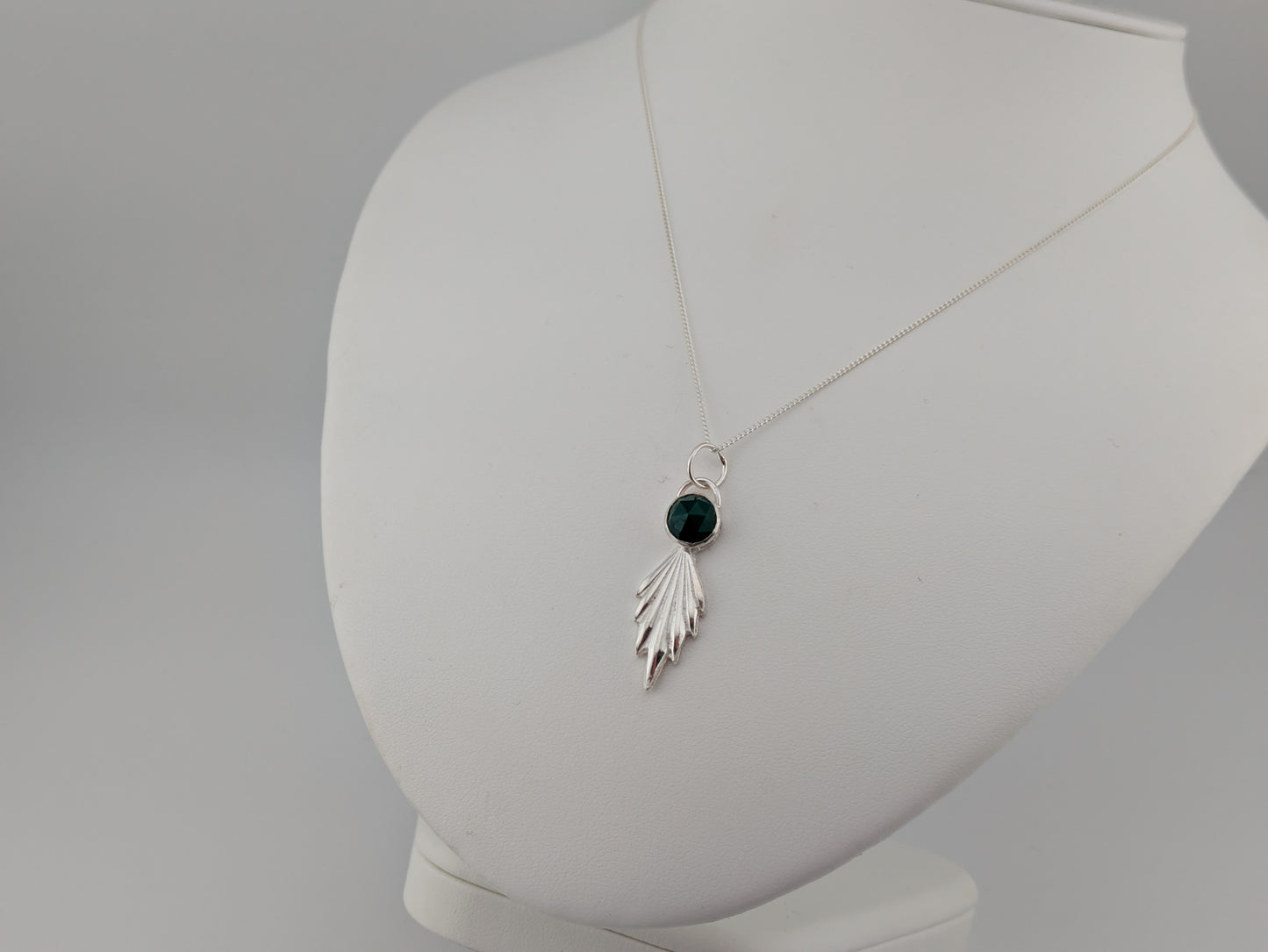 3D Fan and Green Agate Pendant