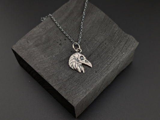 Raven Skull Single Drop