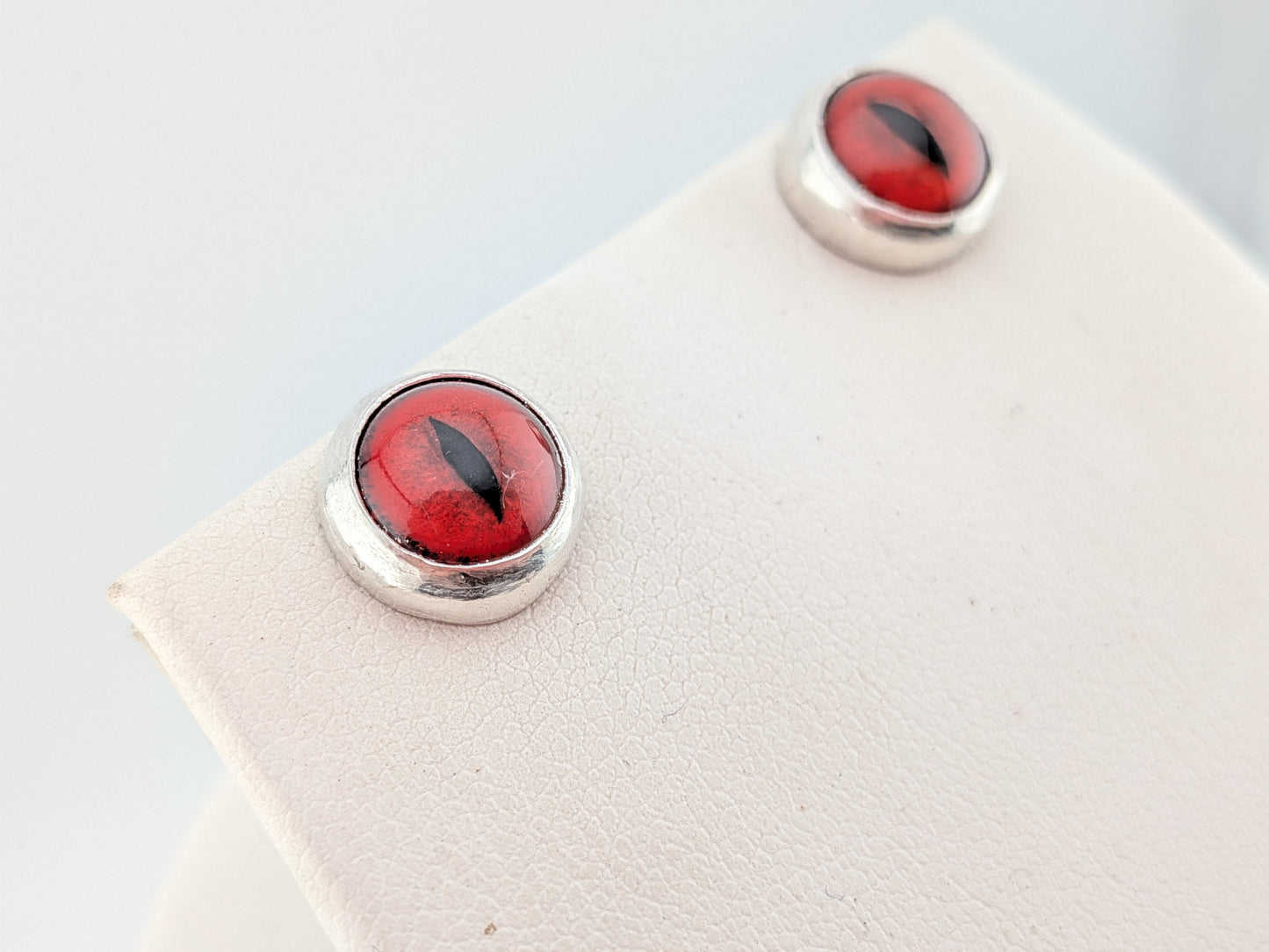 Red Glass Reptile Eye Studs