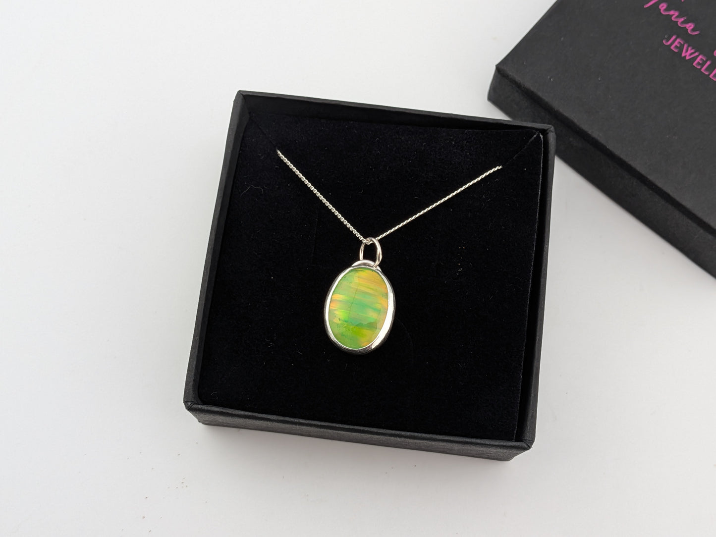 Juicy Green Bello Opal Pendant