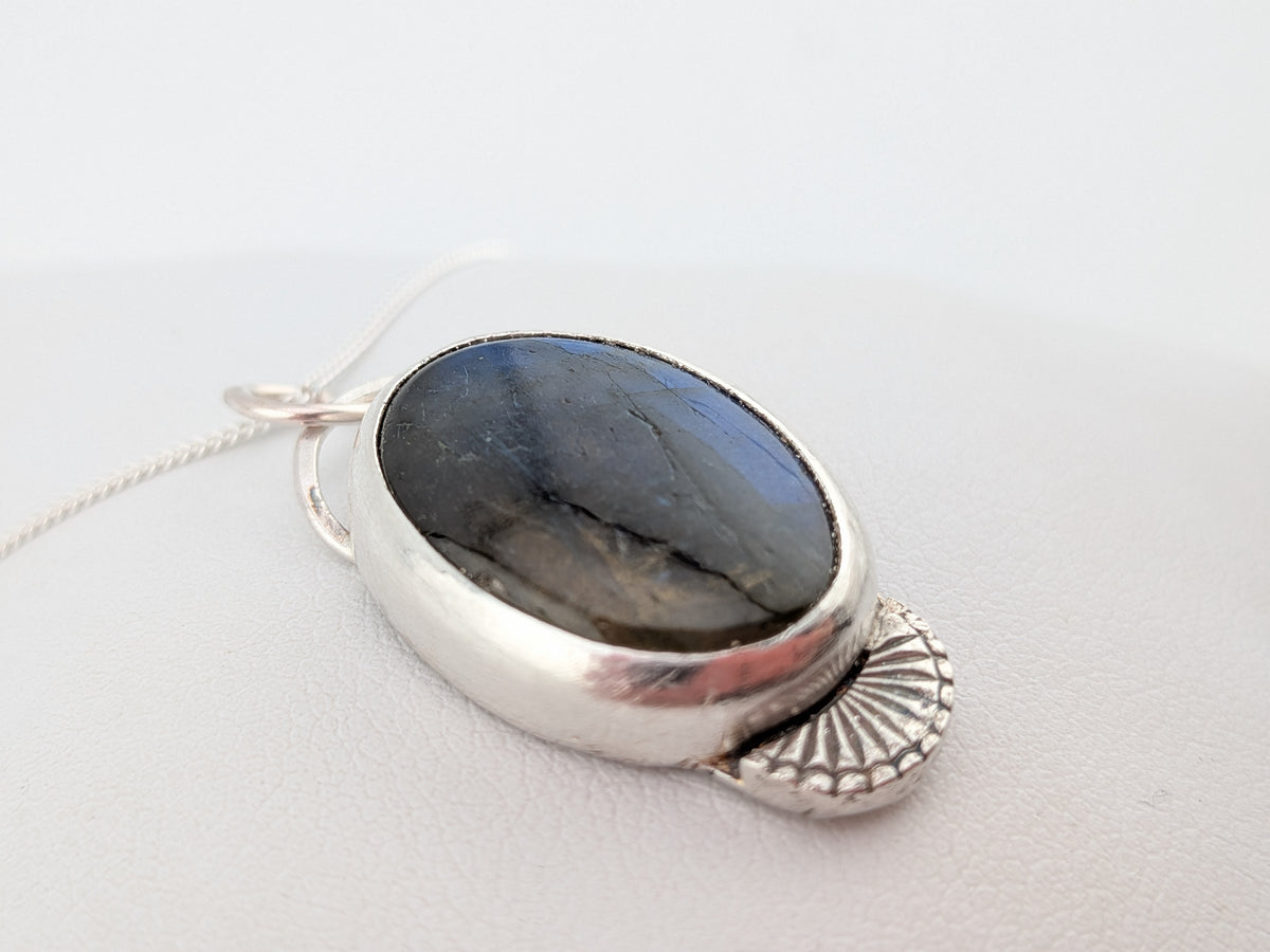 Labradorite Pendant