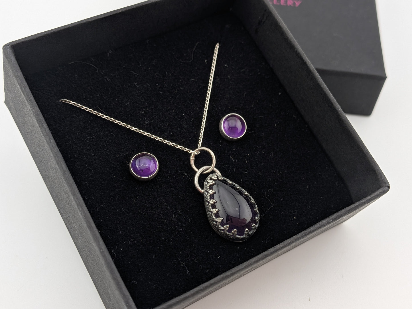 Amethyst Studs