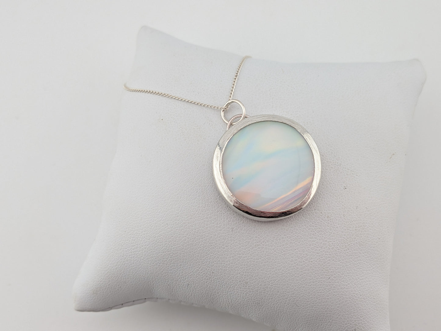 Aurora Opal Disc Pendat