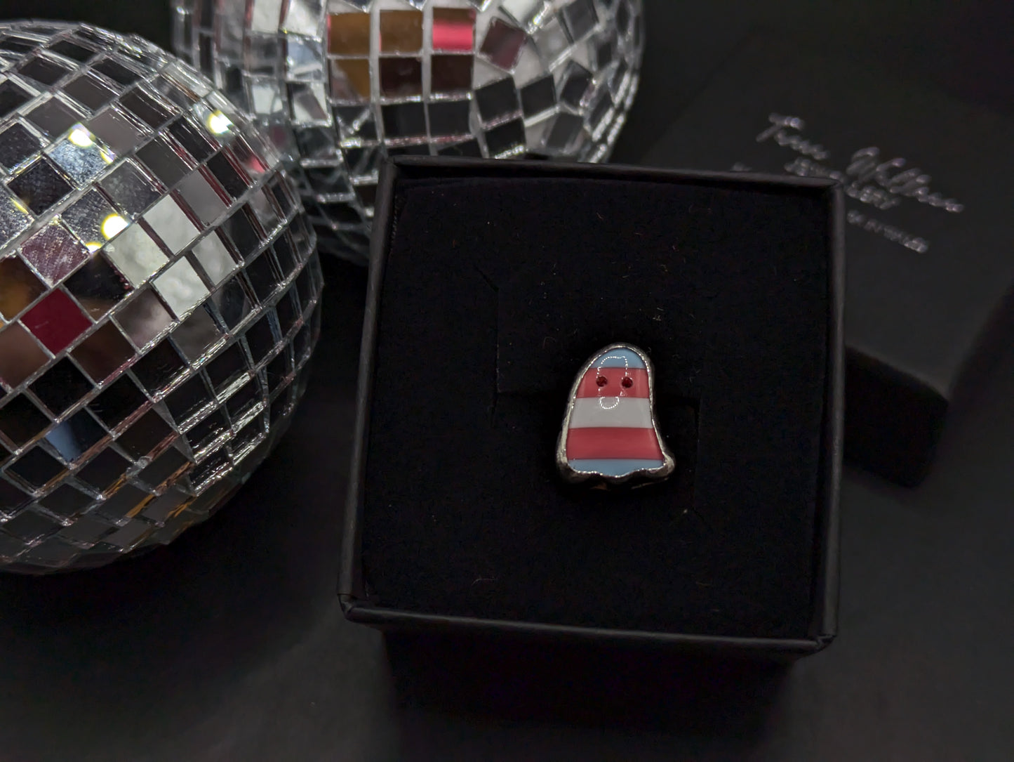 Pool Ball Trans Ghost Pin Badge