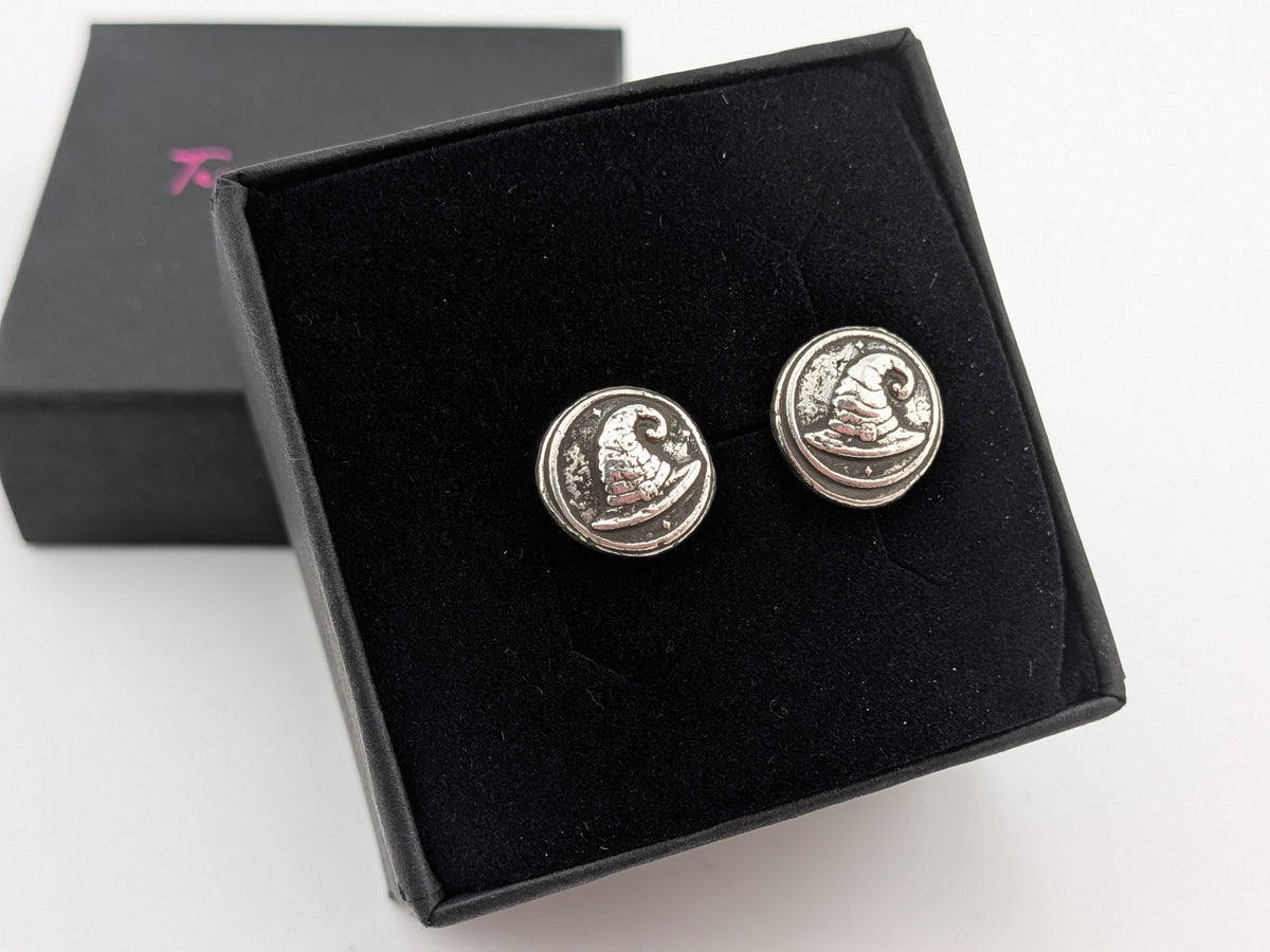 3D Witches Hat Studs