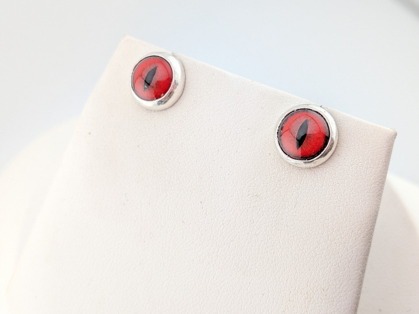Red Glass Reptile Eye Studs
