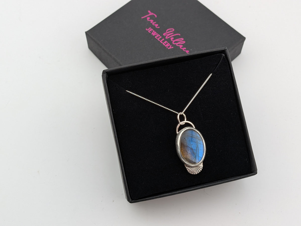 Labradorite Pendant