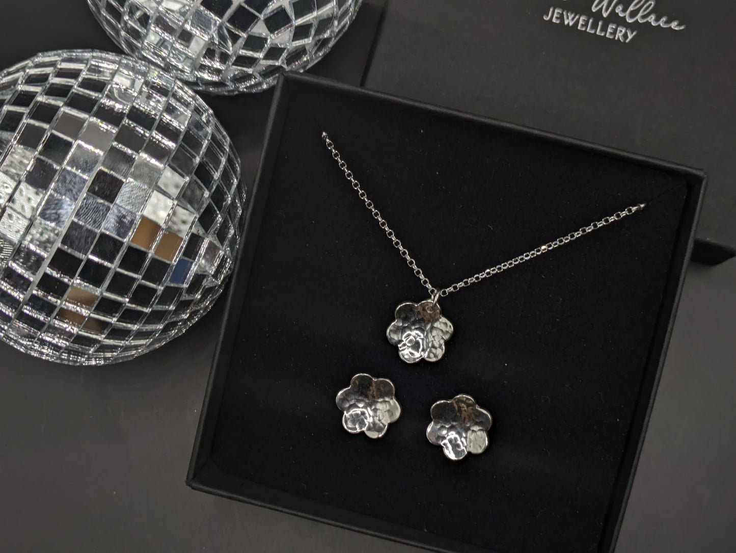 Flower Stud Set