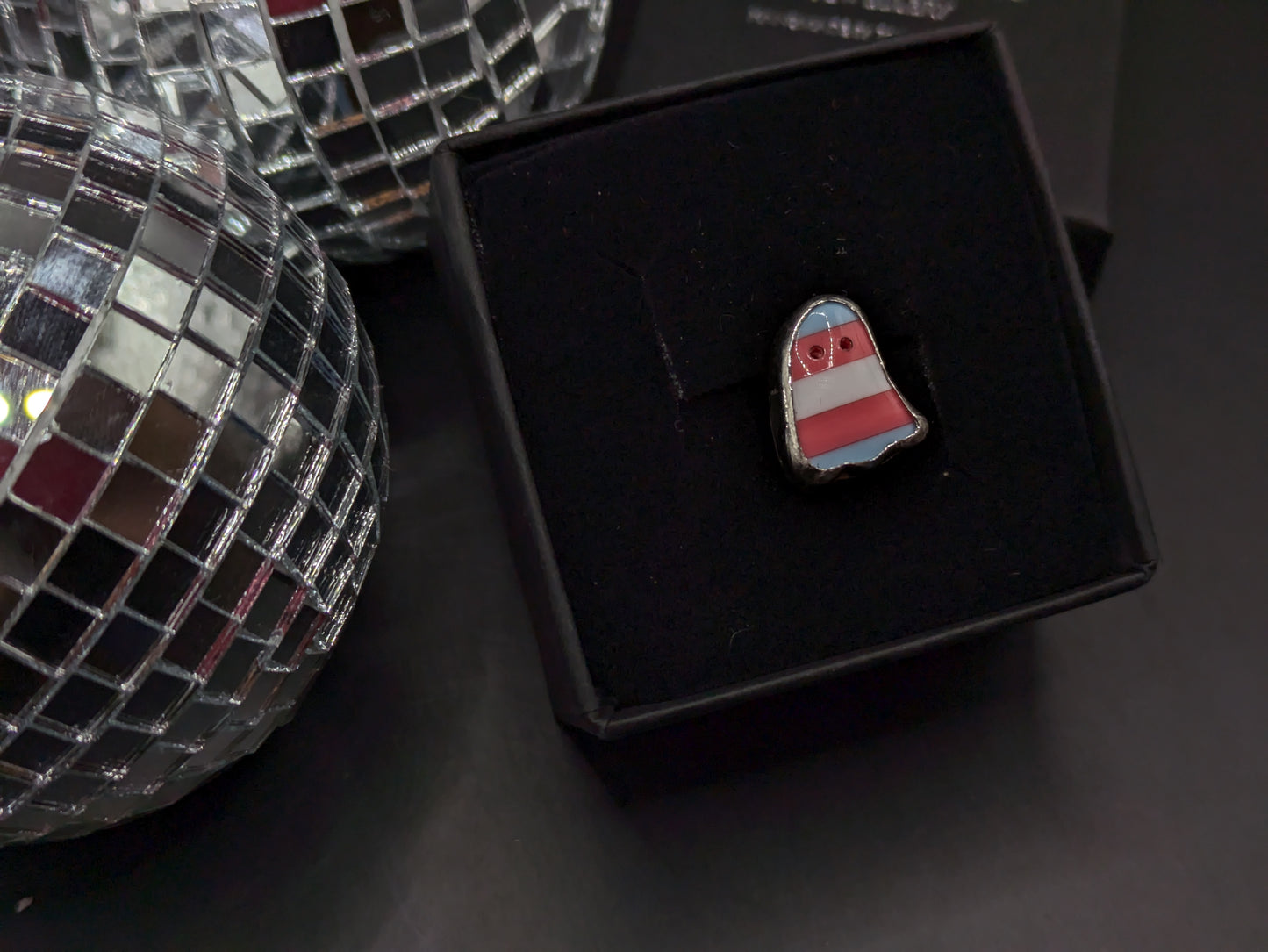 Pool Ball Trans Ghost Pin Badge