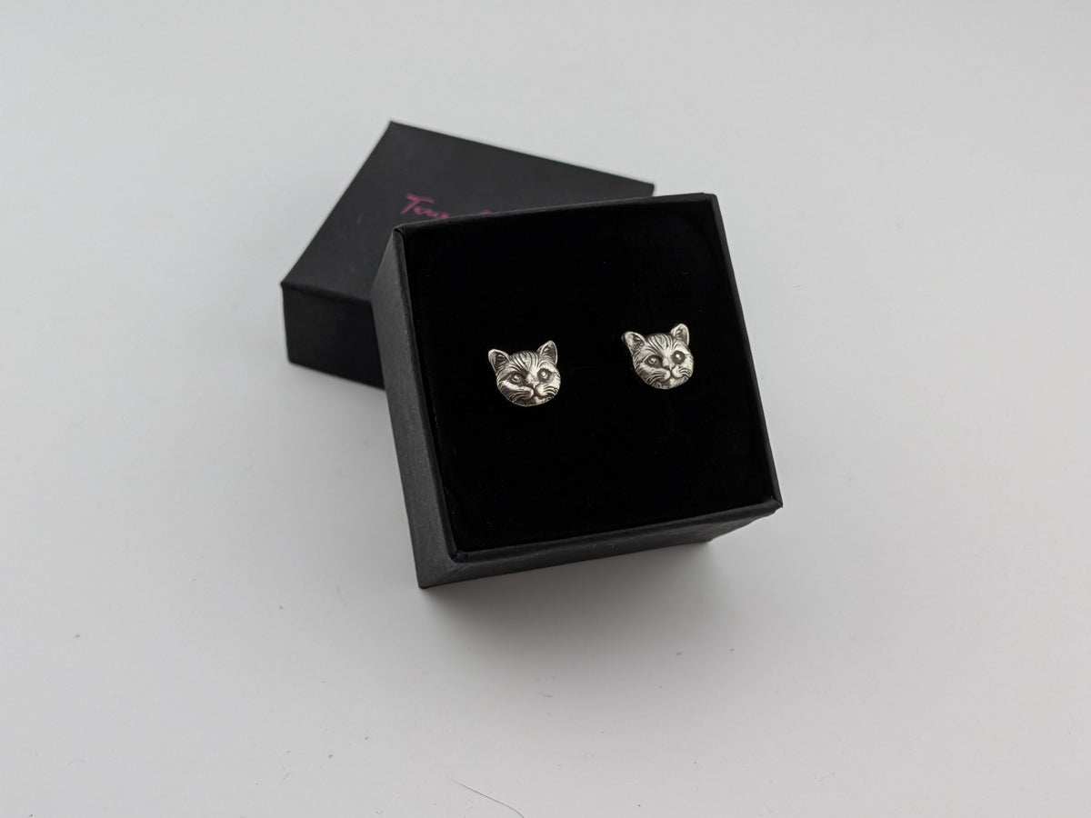 3D Cute Cat Studs