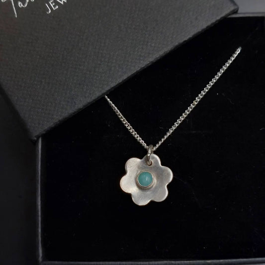 Flower pendant set with amazonite gemstone